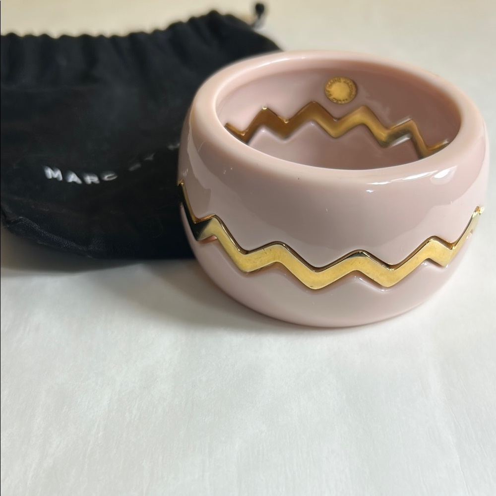 Marc Jacobs Pink and Gold Zigzag Bangle